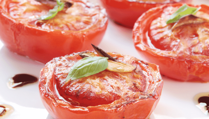 Tomates assados com parmesão