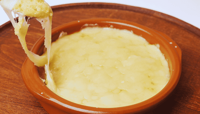 polenta cremosa com dois queijos