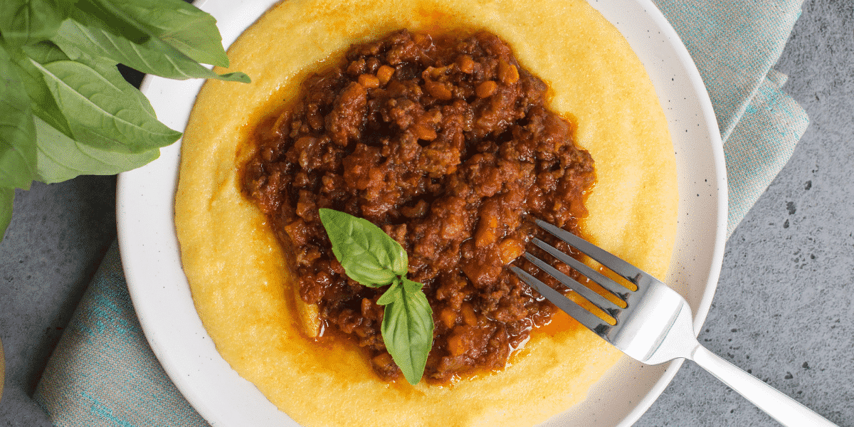 polenta com carne moída