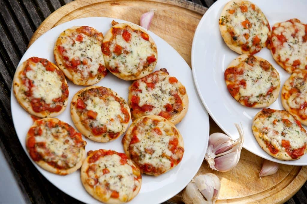 mini pizza de frigideira