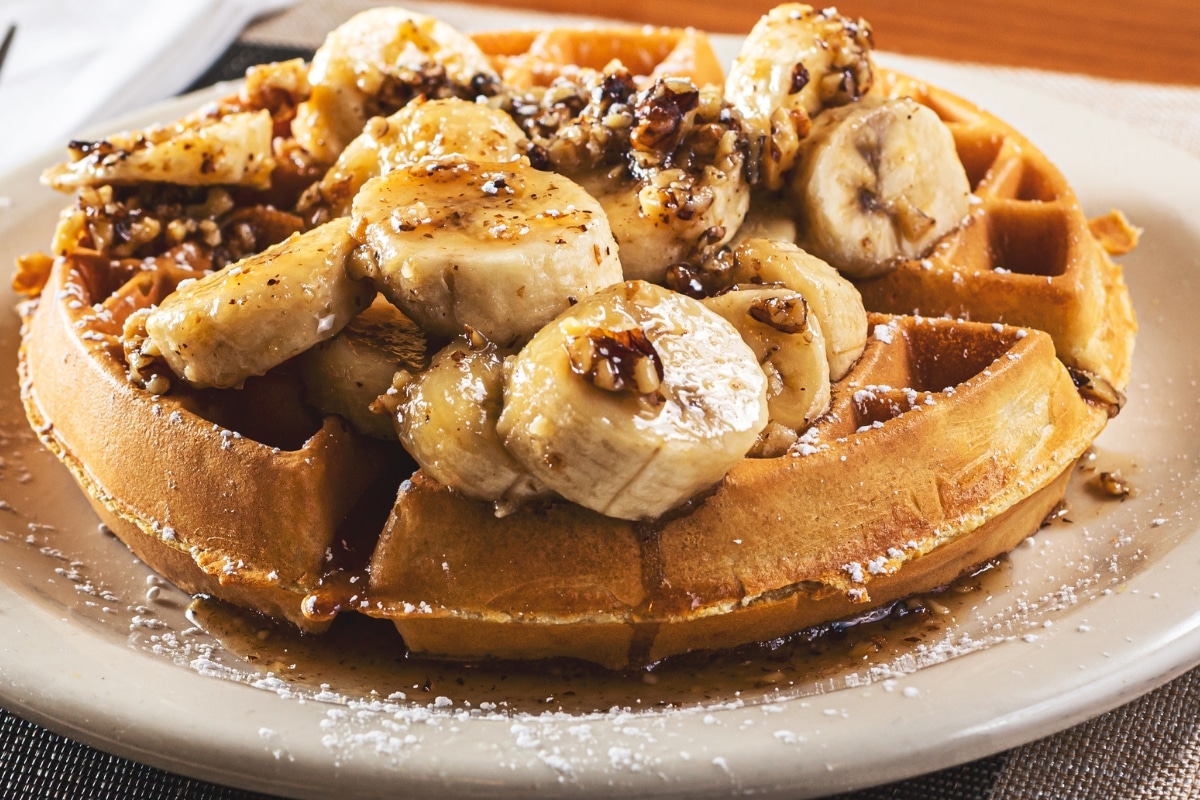 Waffles de banana e aveia