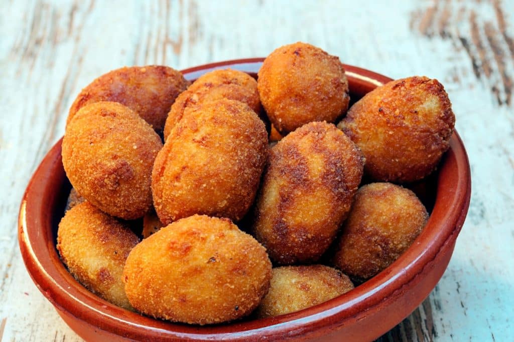 croquete de abóbora com carne seca