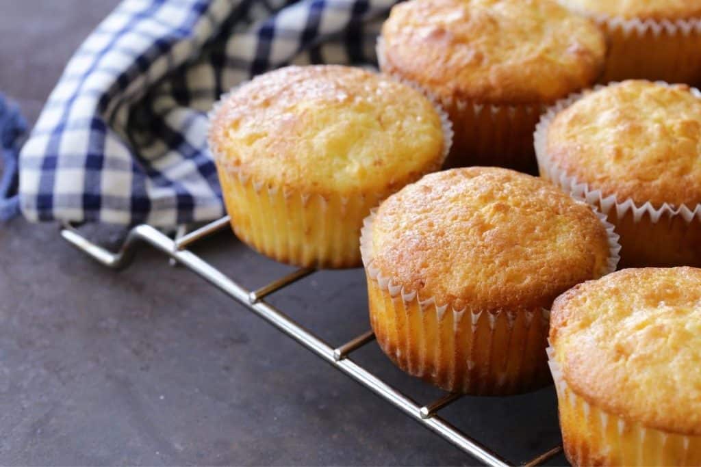 Como preparar muffins de abacaxi