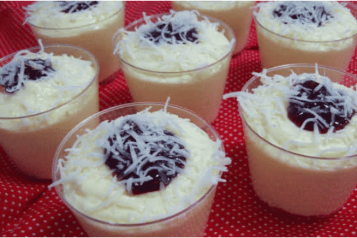 Sobremesa mousse de coco deliciosa e fácil prove agora