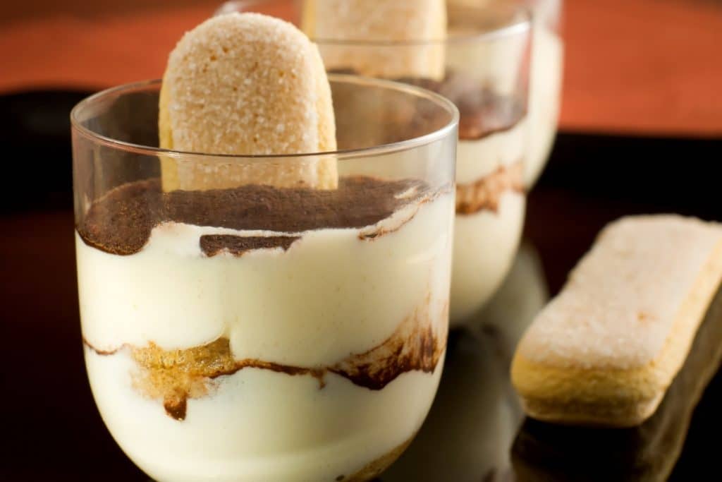 Sobremesa tiramisu no copo