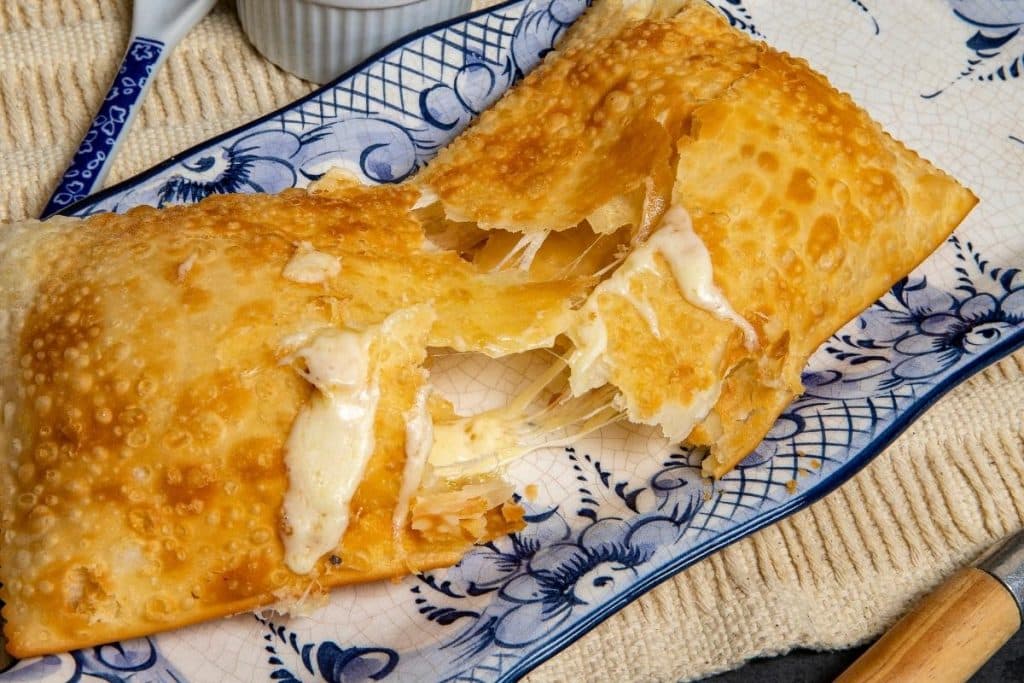 Pastel de queijo irresistível aperitivo perfeito para todas as ocasiões