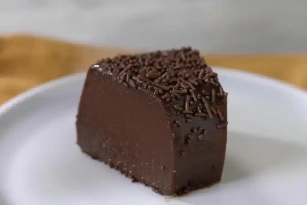 Pudim de brigadeiro cremoso