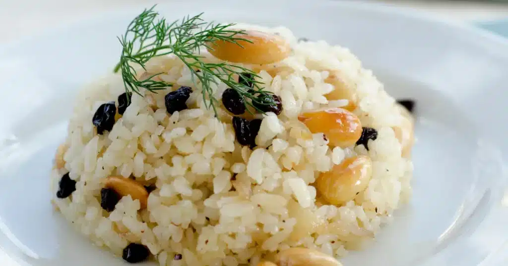 Arroz com Champanhe e Amêndoas de ano novo