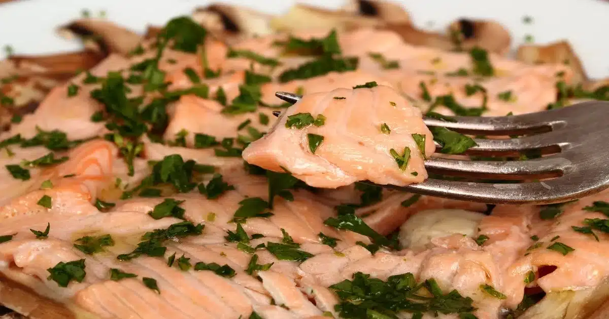 Carpaccio de Salmão com Cogumelos