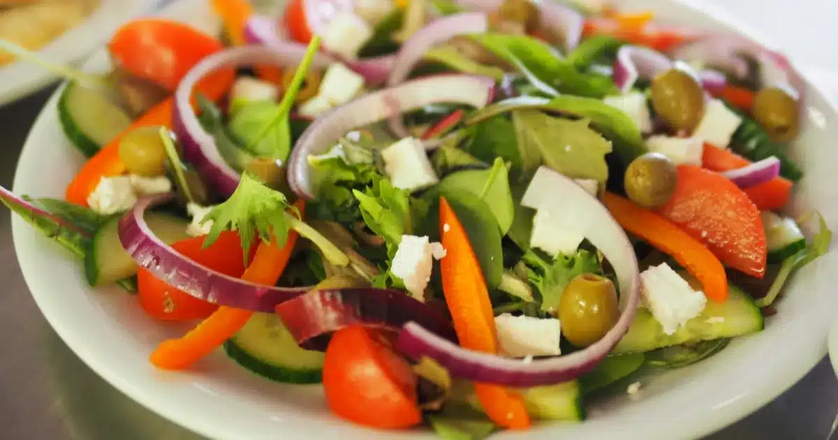 salada de legumes de natal