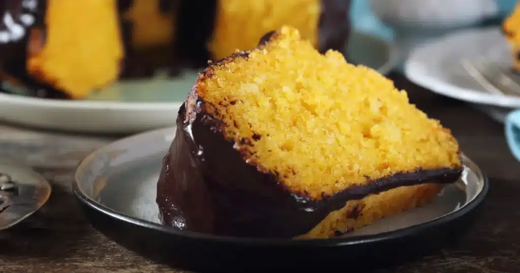 bolo de cenoura com chocolate