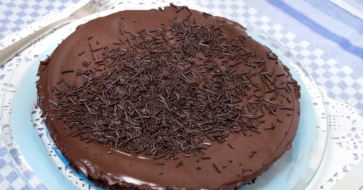 bolo de chocolate cremoso