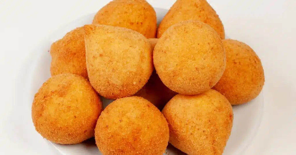 mini coxinhas de frango