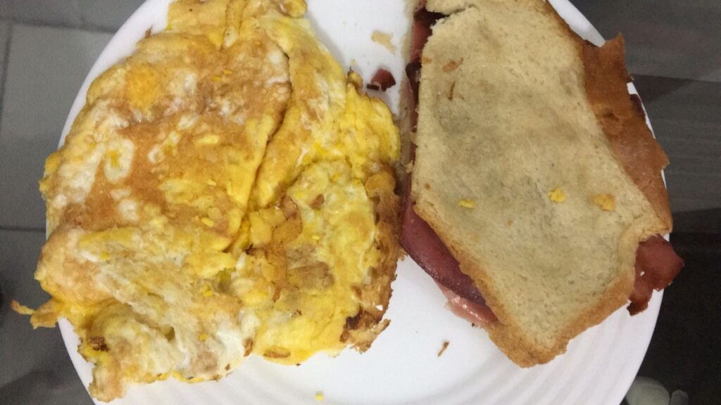 Omelete com queijo