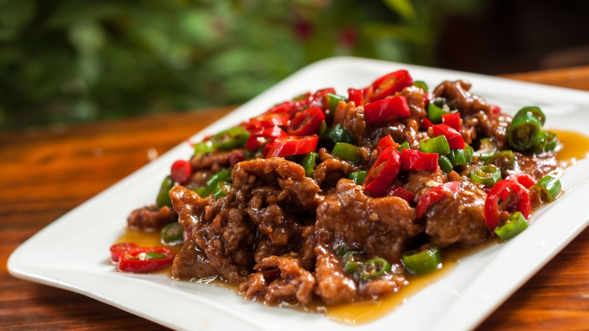 carne salteada com pimenta