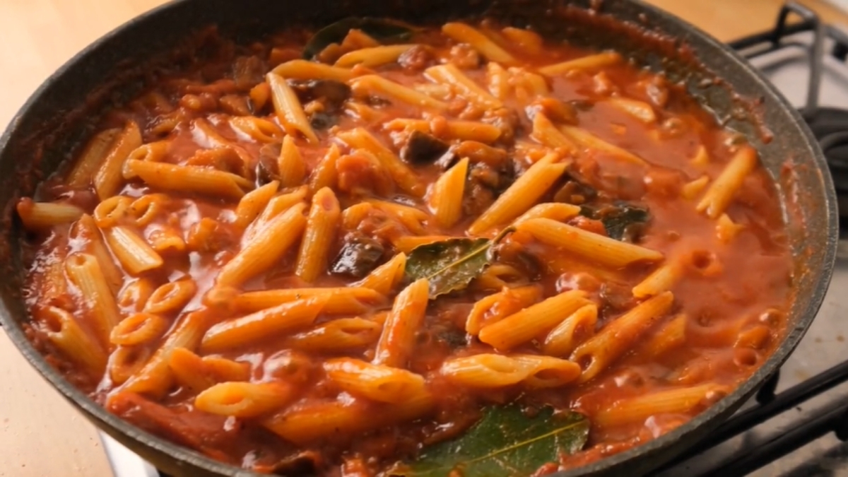 macarrão alla molho norma