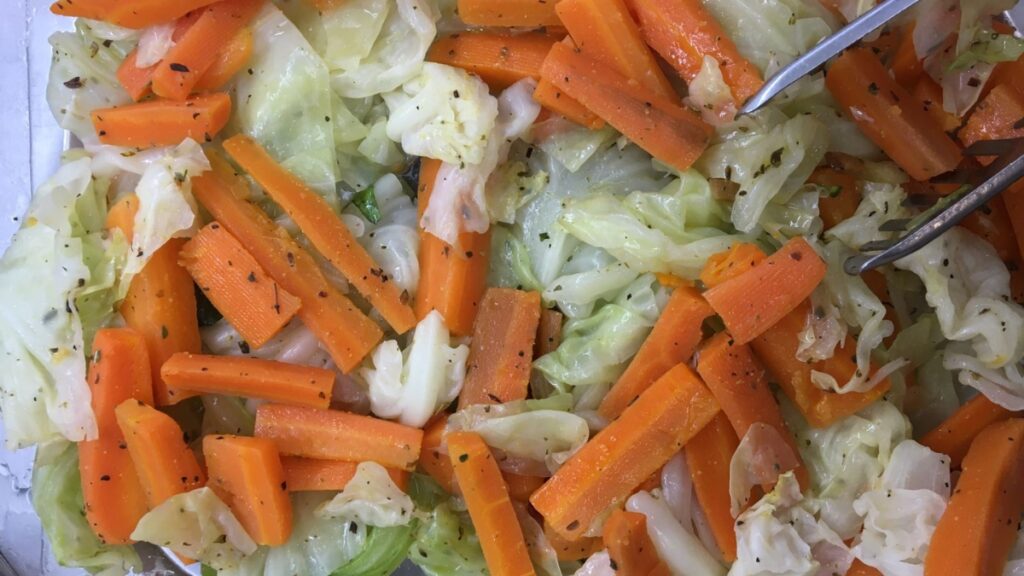 salada de repolho com cenoura